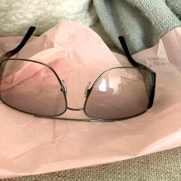 Mens Versace Grey Lenses. Silver hardware. - Picture 6 of 9